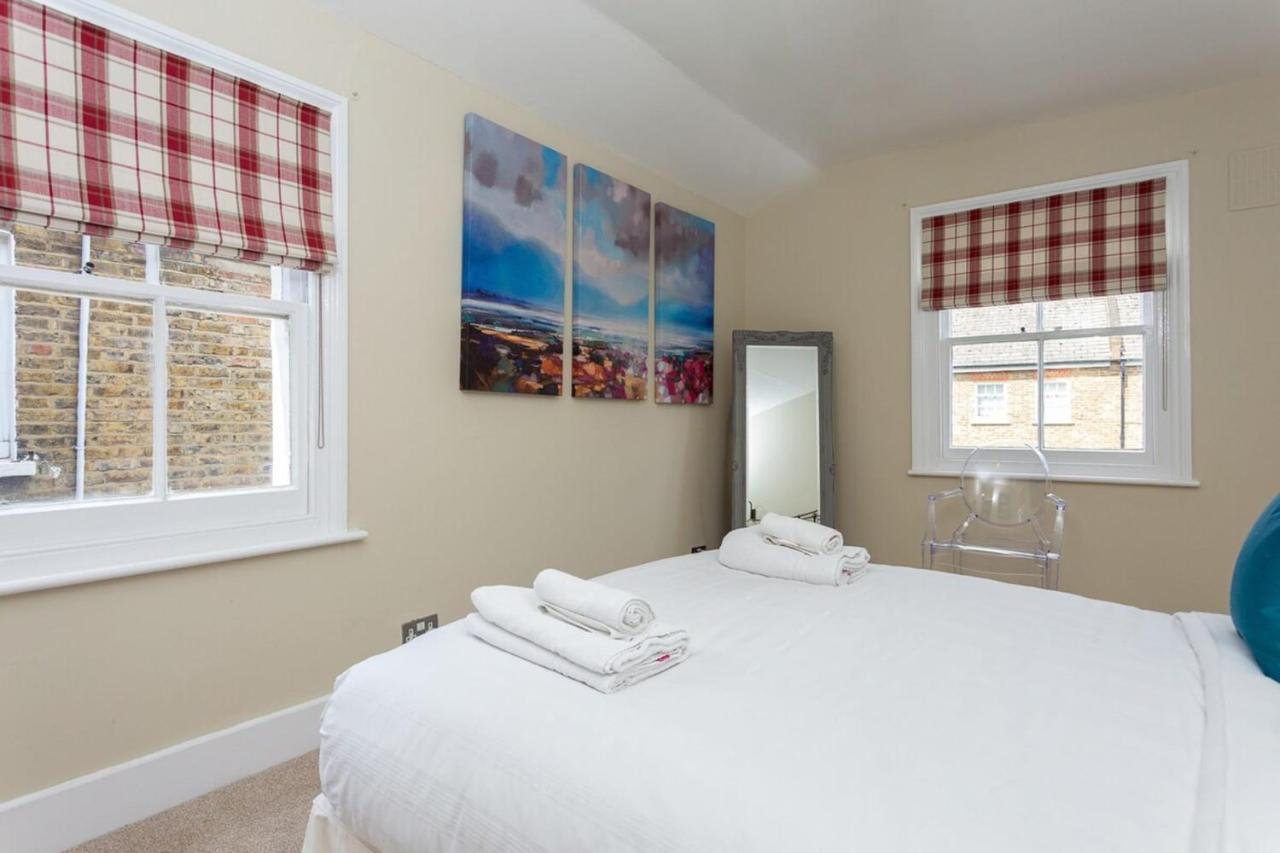 Quaint 2 Bedroom Flat - 9 Minutes Walk To Vauxhall Tube 런던 외부 사진
